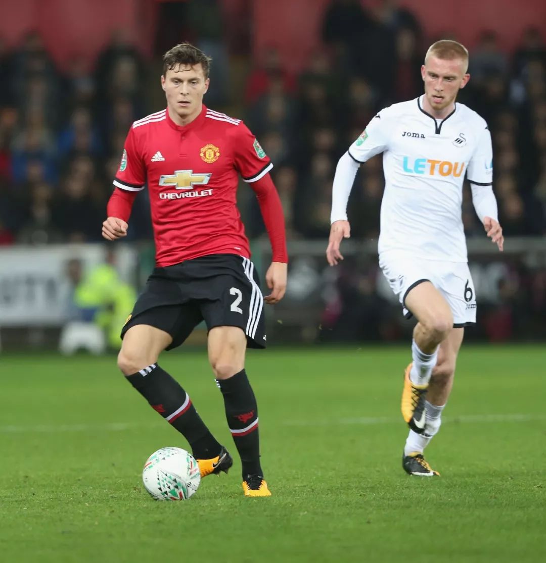 球是一个团 球是一个团